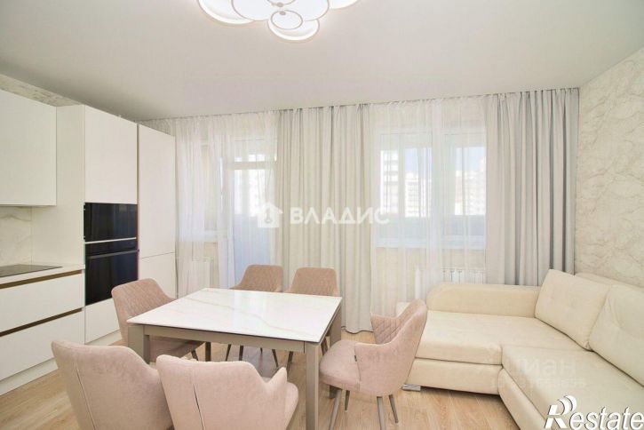 3-комн квартира ул Славная, 8,  д. 8