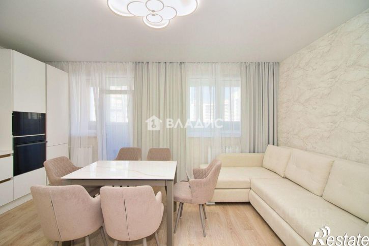 3-комн квартира ул Славная, 8,  д. 8