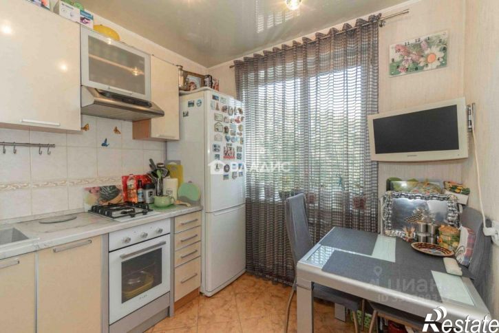 2-комн квартира ул Комиссарова, 23,  д. 23