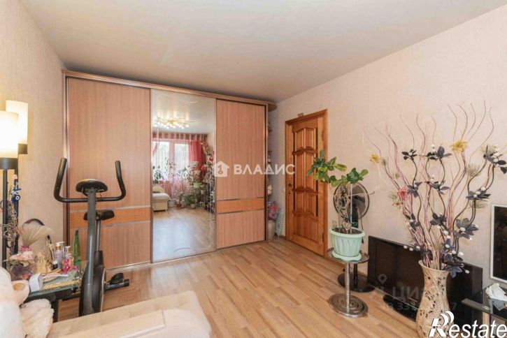 2-комн квартира ул Комиссарова, 23,  д. 23