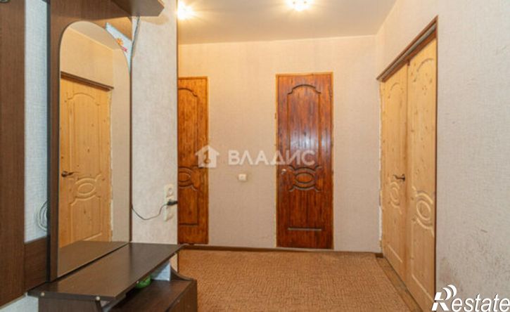 2-комн квартира ул Безыменского, 8,  д. 8