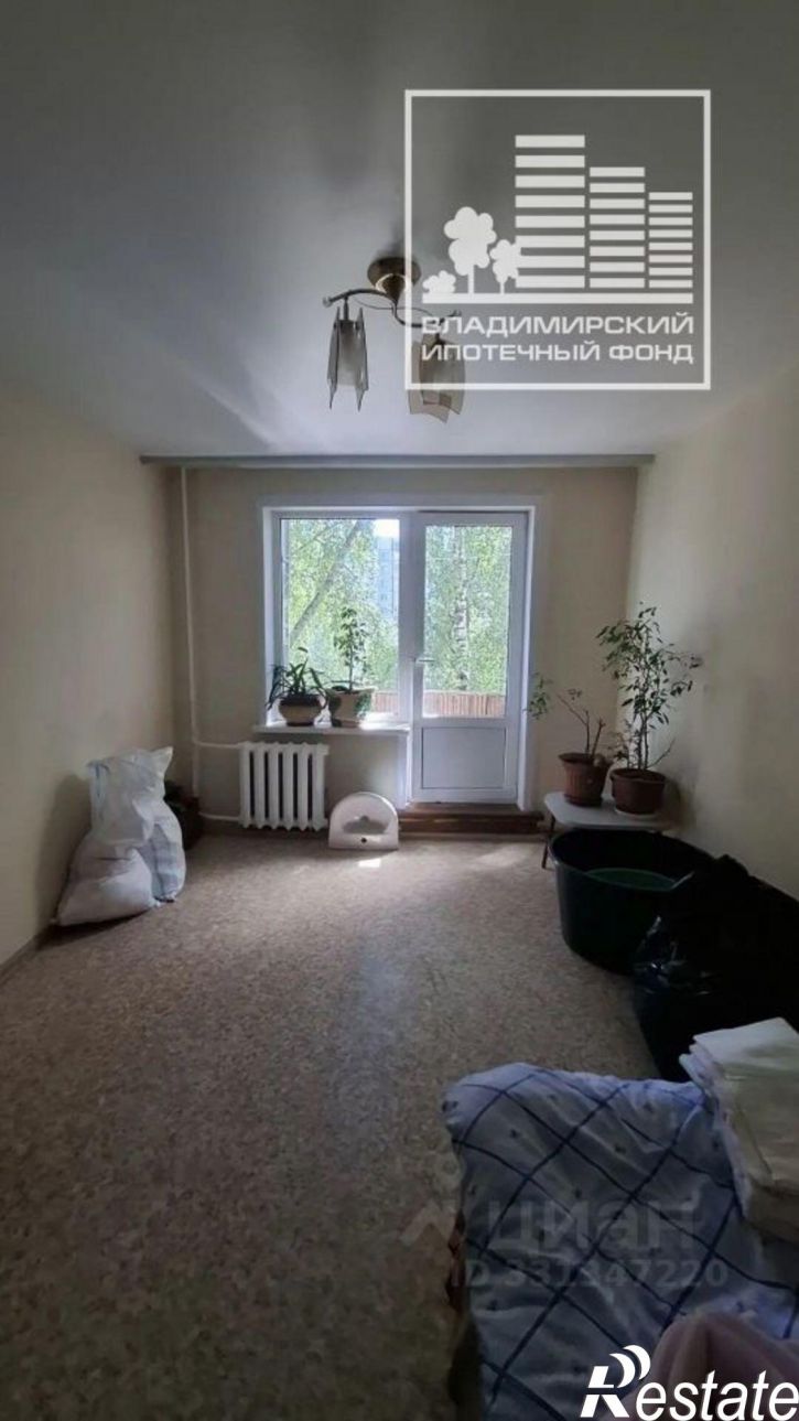 3-комн квартира пр-кт Строителей, 13,  д. 13