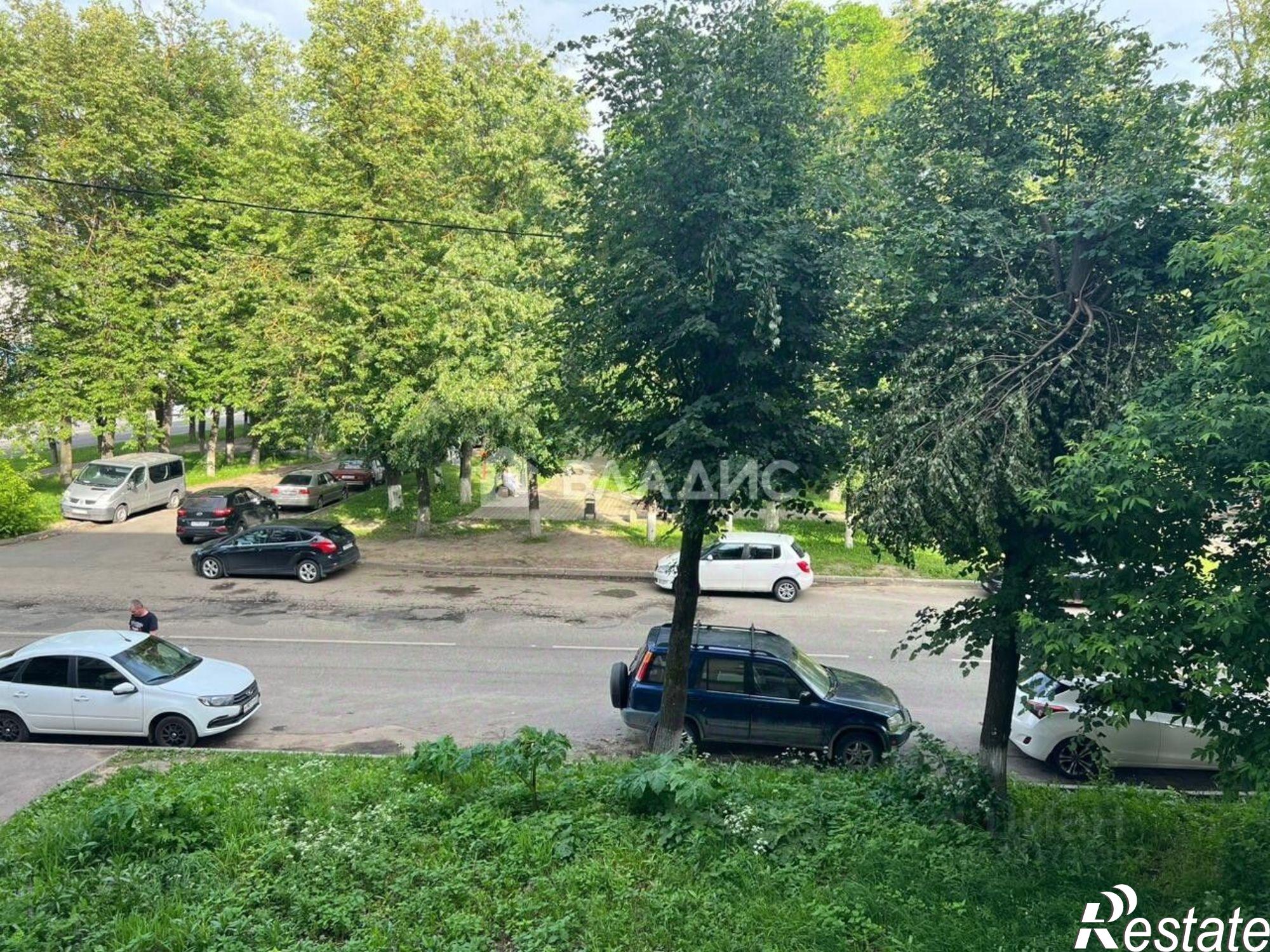 Сдать комнату за 10 000 рублей на ул 850-летия, 2/44