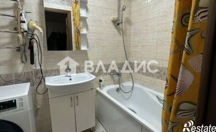 2-комн квартира ул 1-я Пионерская, 76,  д. 76