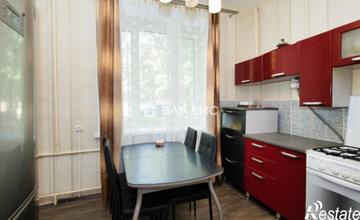 3-комн квартира Стрелецкий г-к, 49,  д. 49