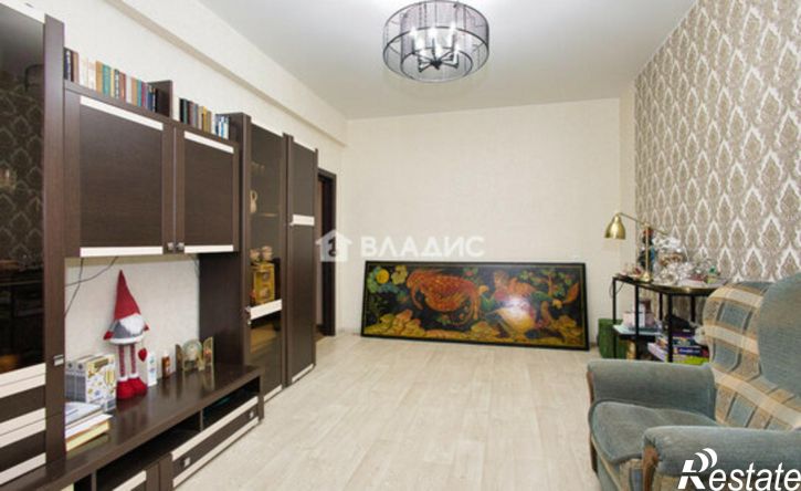 3-комн квартира Стрелецкий г-к, 49,  д. 49
