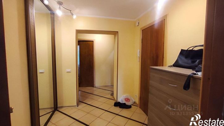 3-комн квартира ул Модорова, 3,  д. 3
