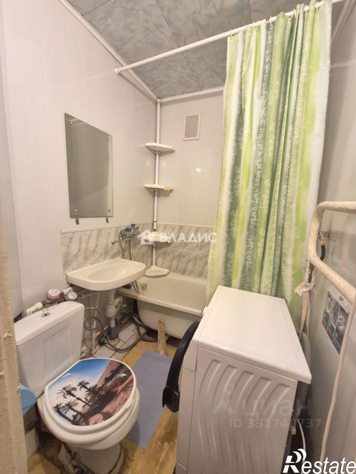 3-комн квартира пр-кт Строителей, 46Б,  д. 46Б