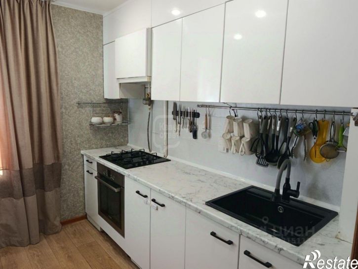3-комн квартира ул Почаевская, 2б,  д. 2б