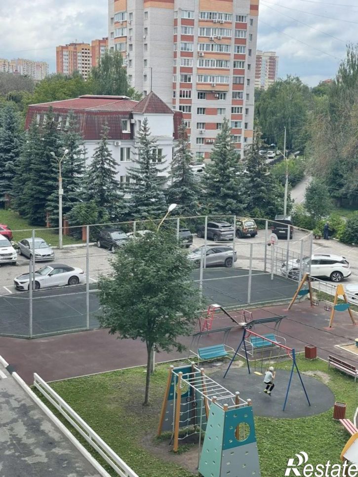 3-комн квартира Октябрьский пр-кт, 25