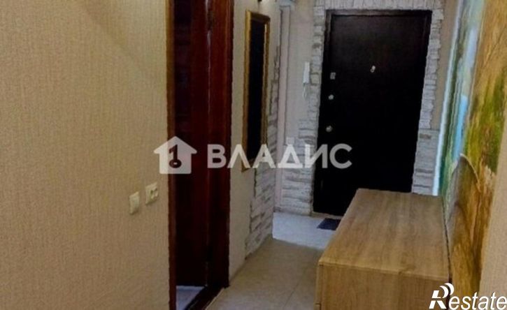 3-комн квартира ул Комиссарова, 9,  д. 9