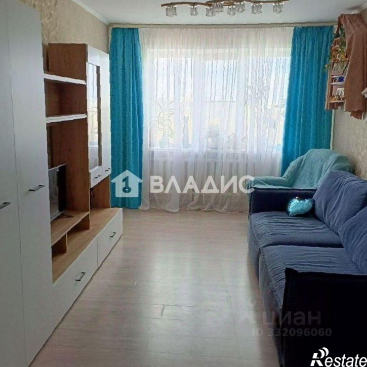 3-комн квартира ул Комиссарова, 9,  д. 9
