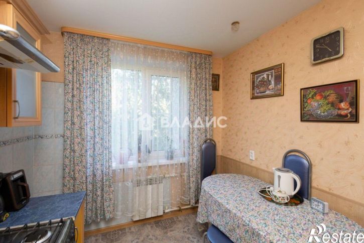 3-комн квартира ул Суворова, 6,  д. 6