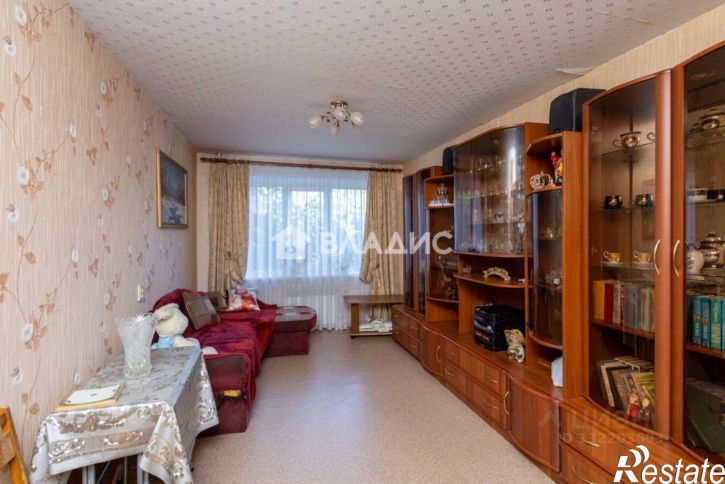 3-комн квартира ул Суворова, 6,  д. 6