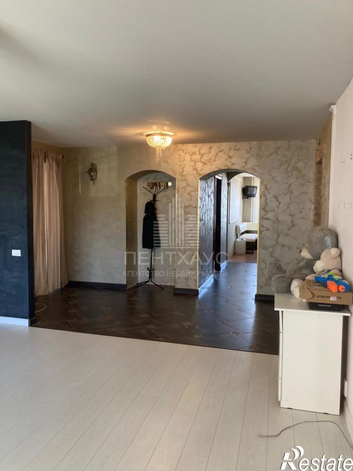 2-комн квартира улица Верхняя Дуброва, 33
