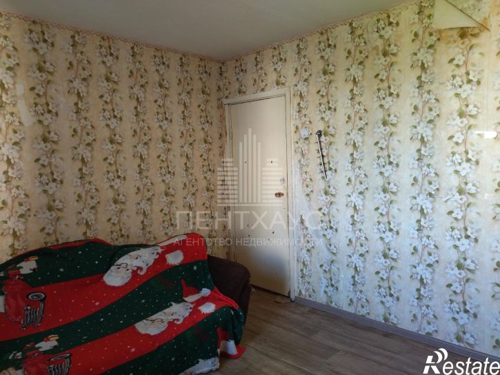 Комната ул Белоконской, 8А