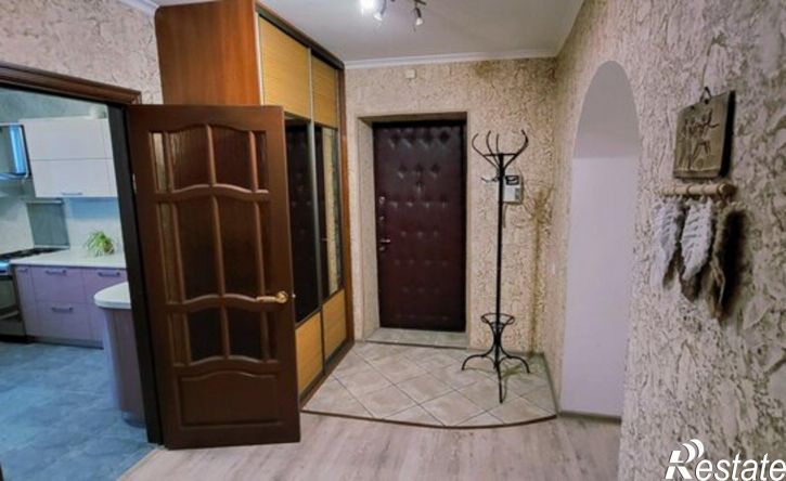 3-комн квартира 1-й Коллективный пр-д, 5А,  д. 5А