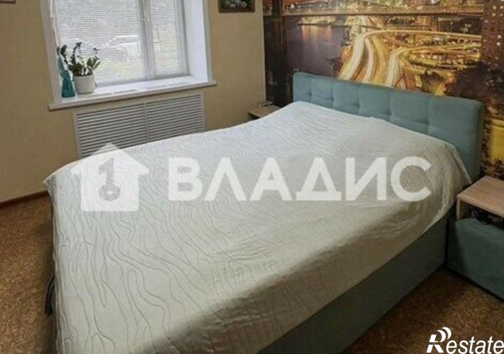 2-комн квартира Институтский г-к, 19,  д. 19