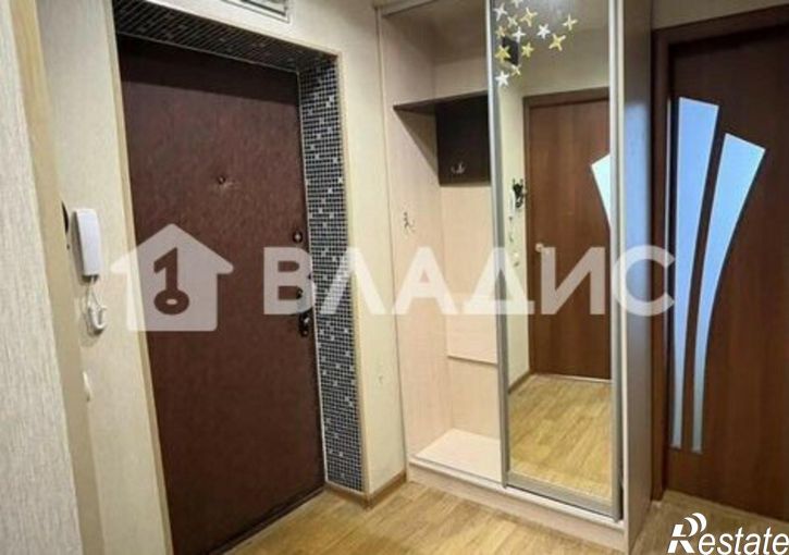 2-комн квартира Институтский г-к, 19,  д. 19