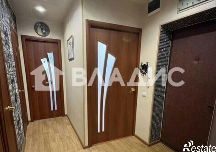2-комн квартира Институтский г-к, 19,  д. 19