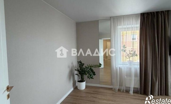 2-комн квартира пр-кт Строителей, 9 1,  д. 9 1,  к. 1
