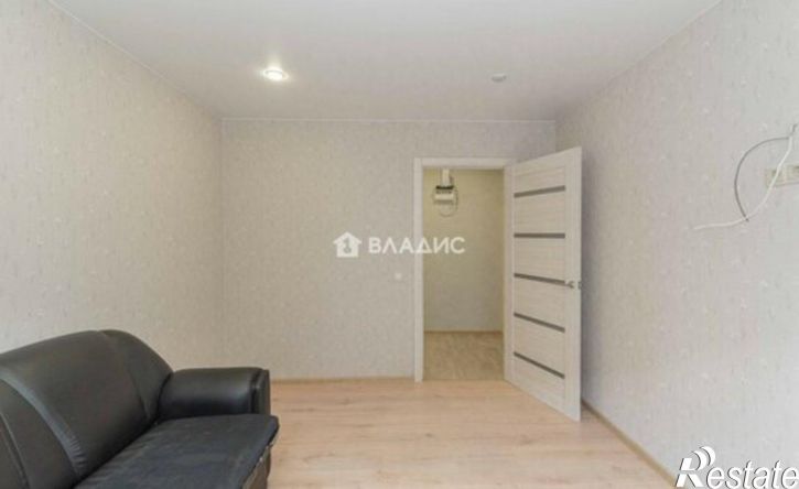 2-комн квартира ул Комиссарова, 4б,  д. 4б
