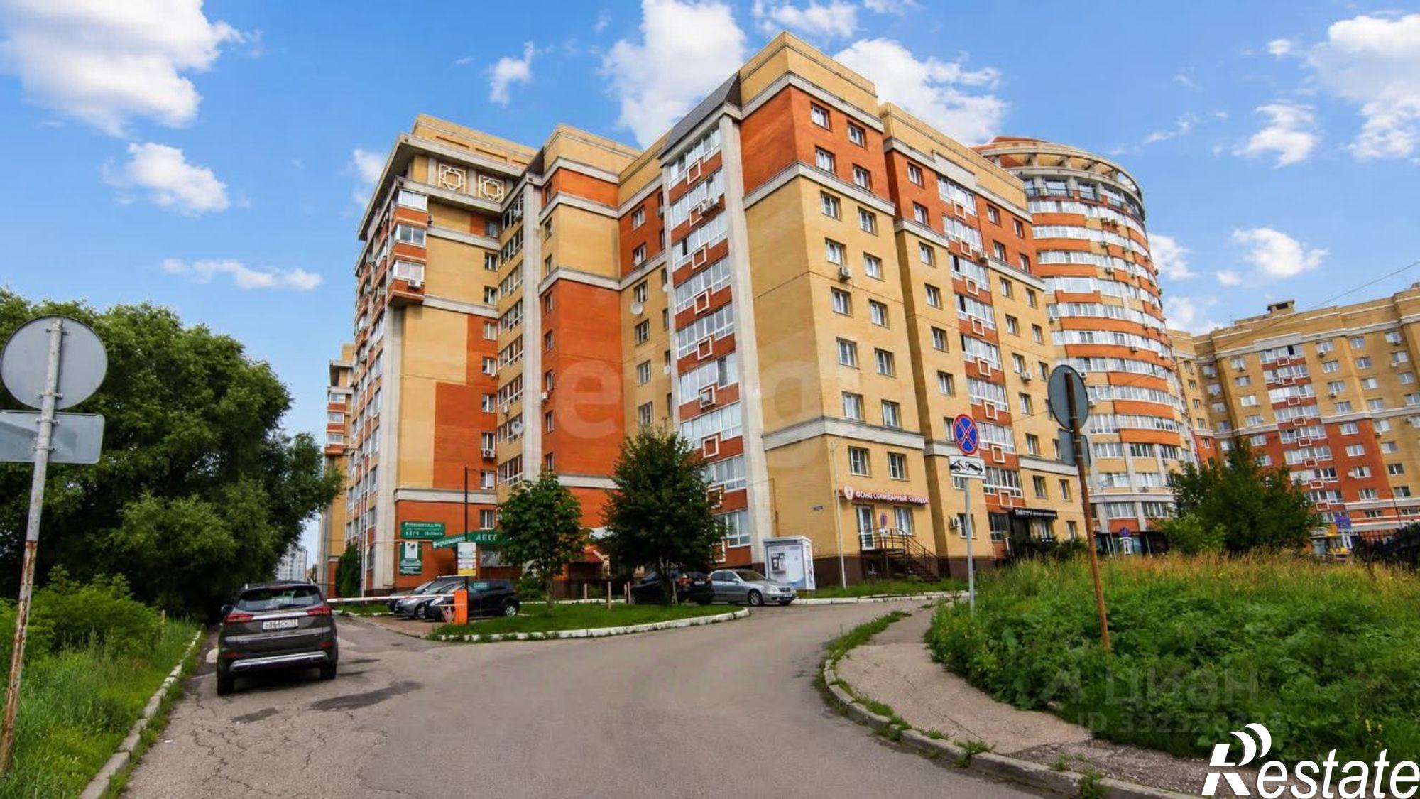 Купить квартиру за 9 900 000 рублей на ул Мира, 15