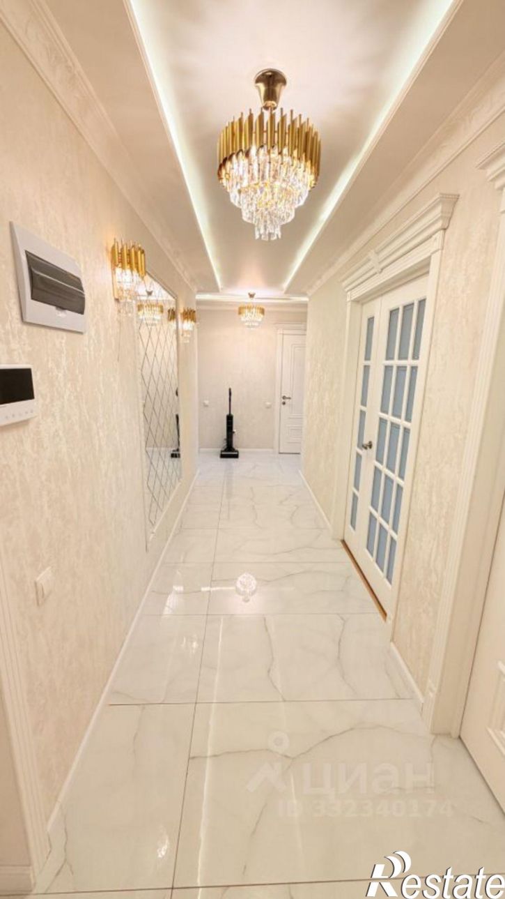 3-комн квартира пр-кт Строителей, 9а,  д. 9а