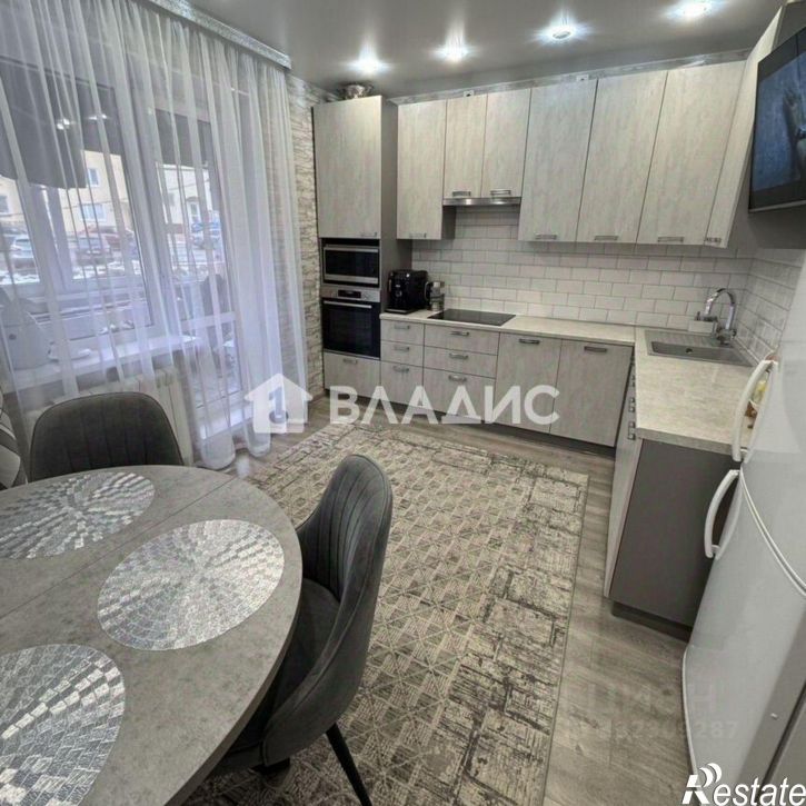 3-комн квартира ул Фатьянова, 2А,  д. 2А