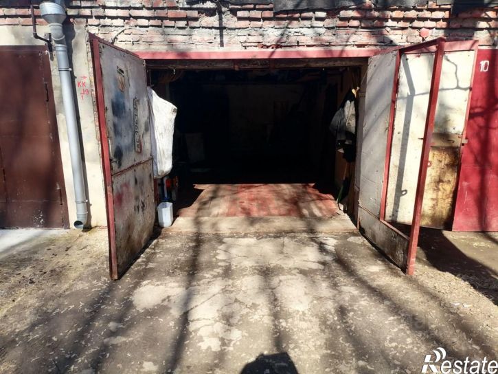 Гараж/парковка ул Почаевская, 20А,  д. 20А