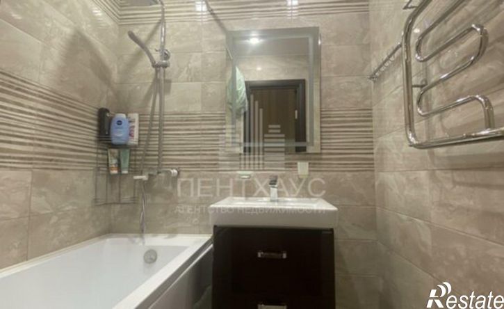 3-комн квартира ул Соколова-Соколенка, 19в,  д. 19в