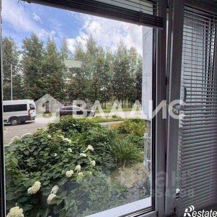 2-комн квартира Институтский г-к, 19,  д. 19