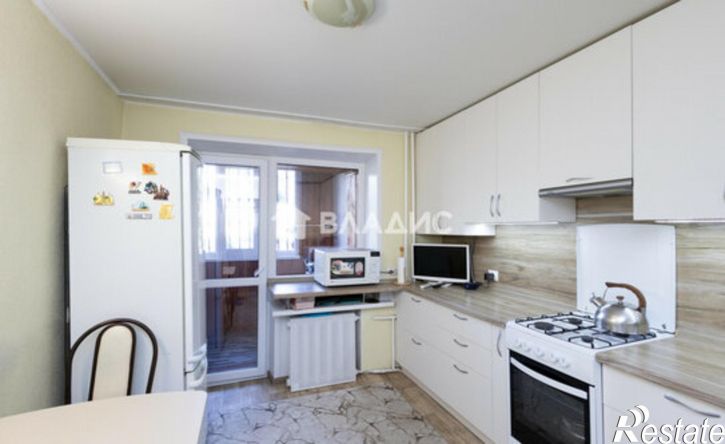 3-комн квартира пр-кт Строителей, 30В,  д. 30В