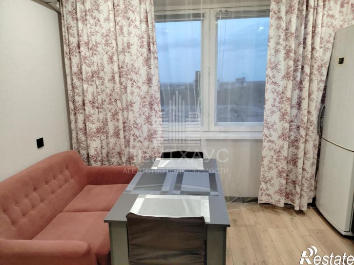 1-комн квартира улица Фатьянова, 18