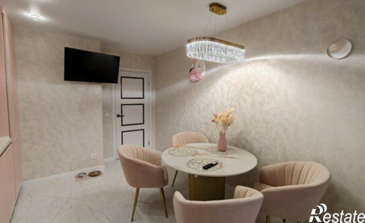 2-комн квартира пр-кт Строителей, 9 1,  д. 9 1,  к. 1