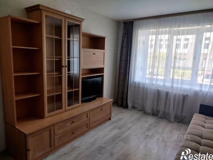2-комн квартира Институтский г-к, 19,  д. 19