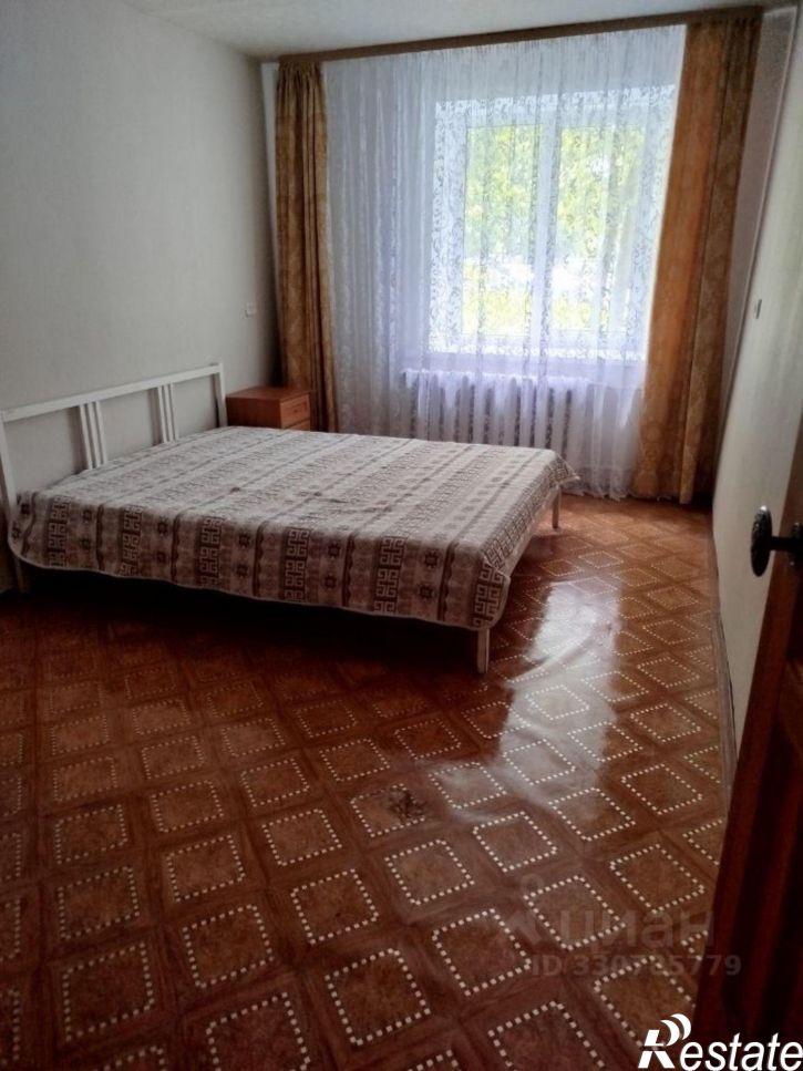 2-комн квартира Институтский г-к, 19,  д. 19