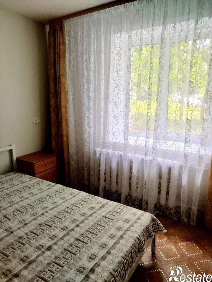 2-комн квартира Институтский г-к, 19,  д. 19