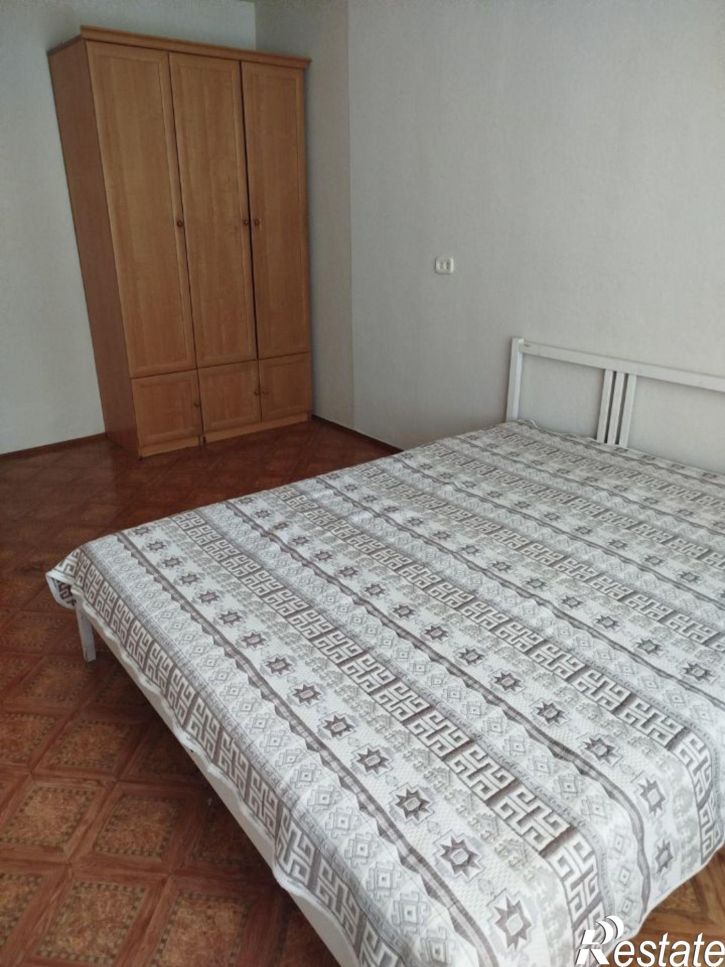 2-комн квартира Институтский г-к, 19,  д. 19