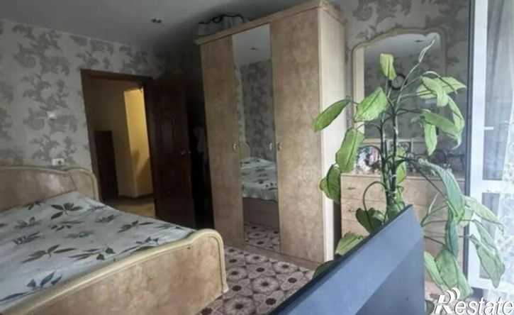 3-комн квартира ул Безыменского, 1,  д. 1