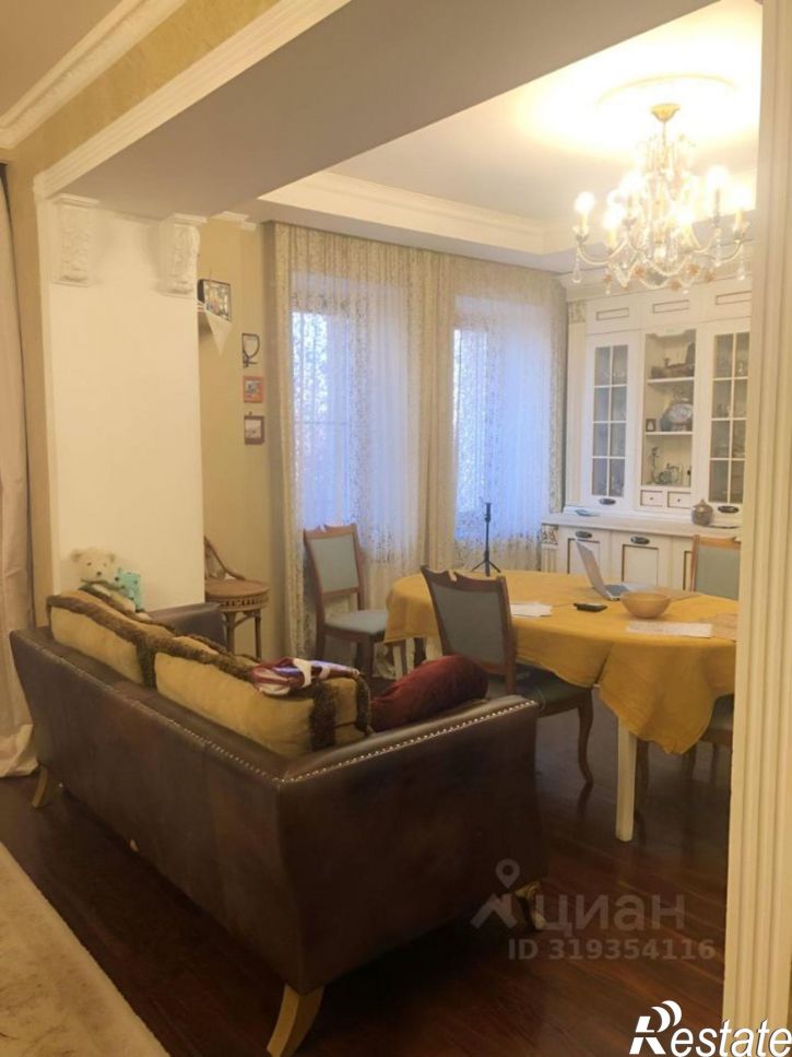 4-комн квартира ул Офицерская, 9А,  д. 9А