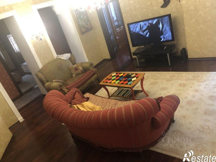 4-комн квартира ул Офицерская, 9А,  д. 9А