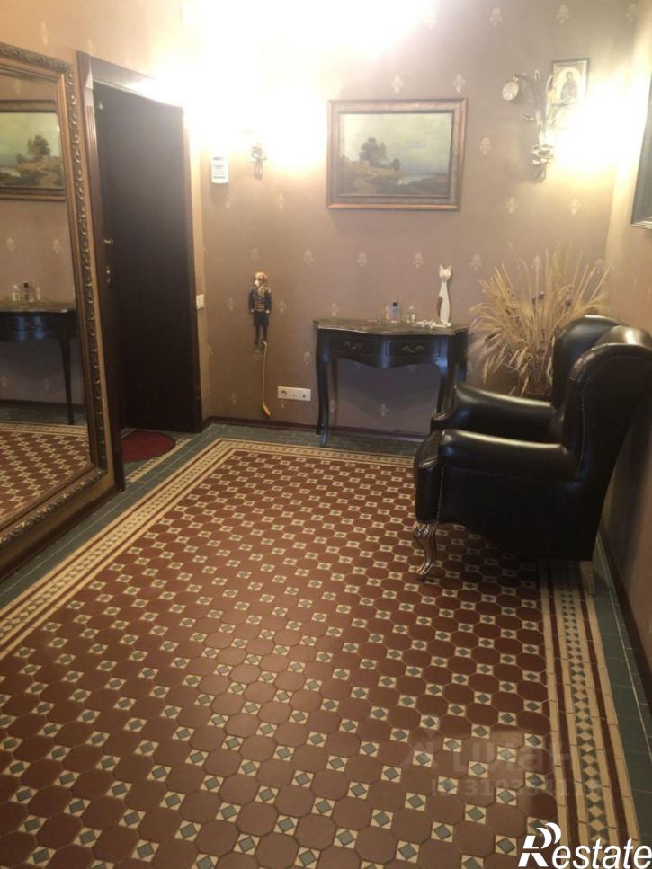 4-комн квартира ул Офицерская, 9А,  д. 9А