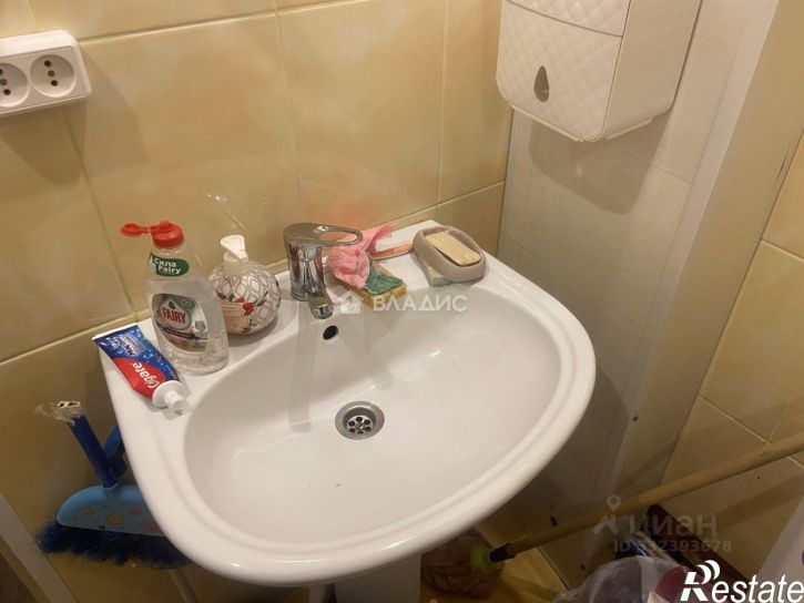 Комната ул Батурина, 37,  д. 37