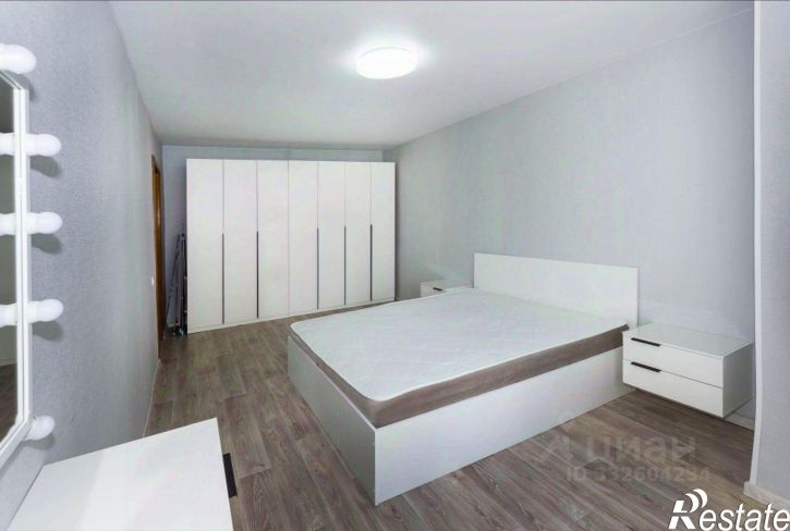 2-комн квартира ул Комиссарова, 28,  д. 28