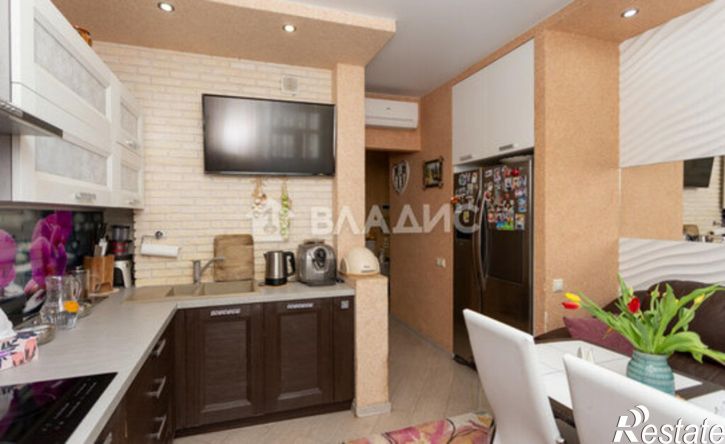 2-комн квартира ул Крайнова, 3а,  д. 3а
