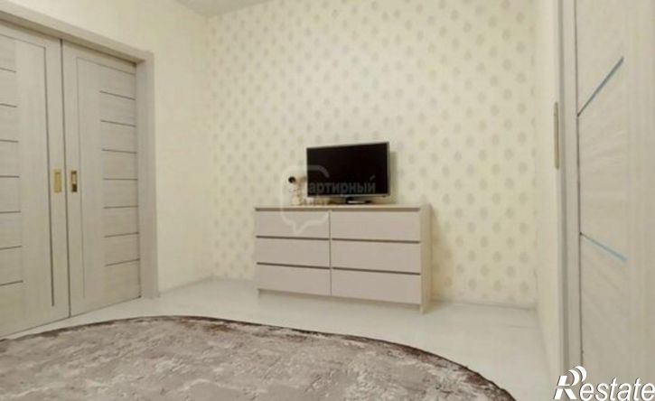 2-комн квартира ул Славная, 8,  д. 8