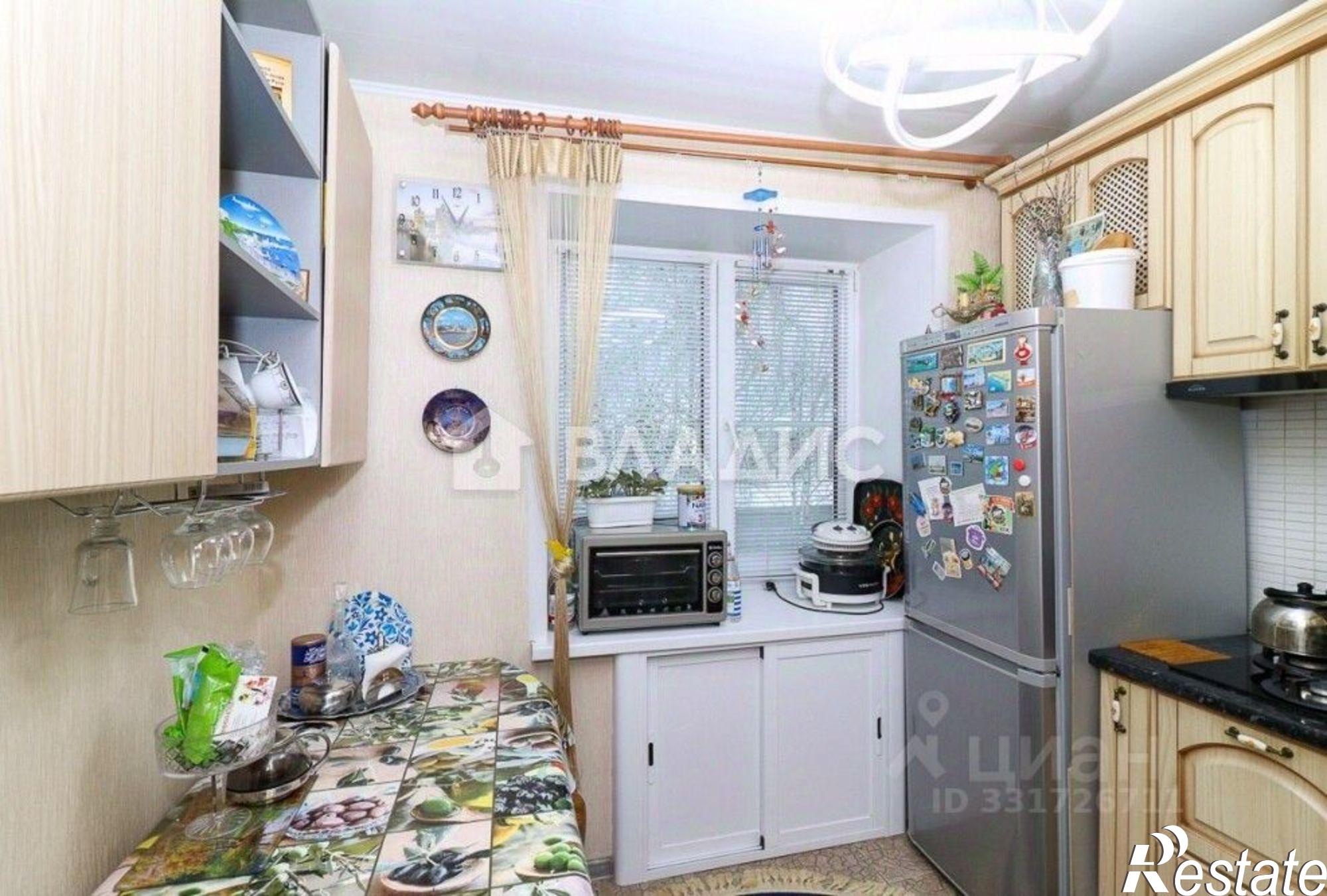 Сдать комнату за 18 000 рублей на пр-кт Строителей, 17
