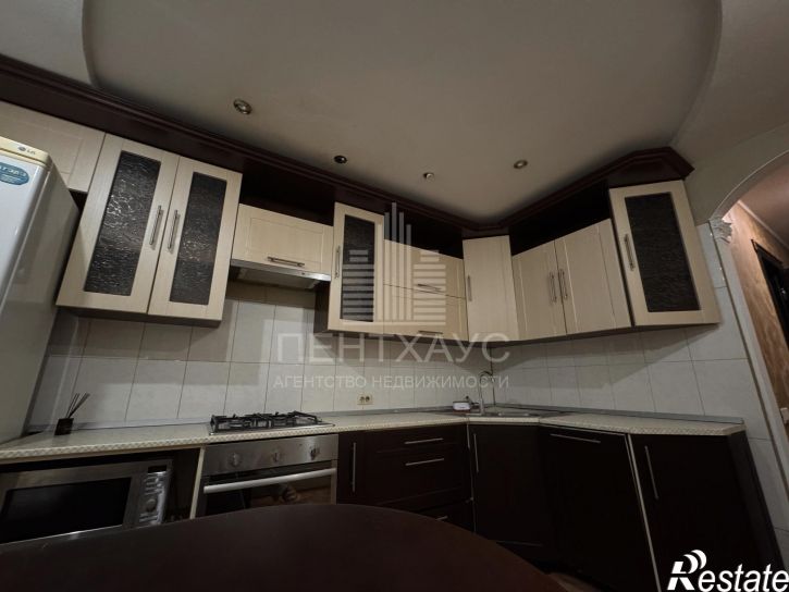 2-комн квартира улица Верхняя Дуброва, 33