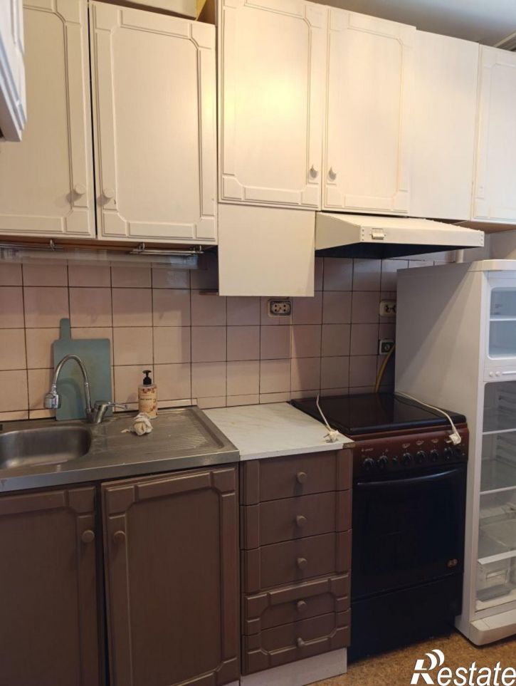 2-комн квартира Студенческая ул, 1